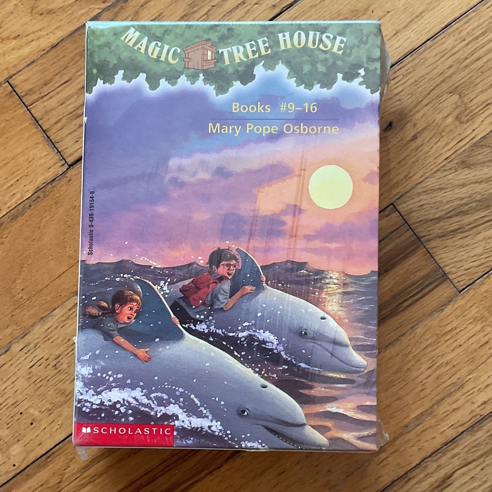 Magic Tree House Book Set #9-16 by Mary Pope Osborne